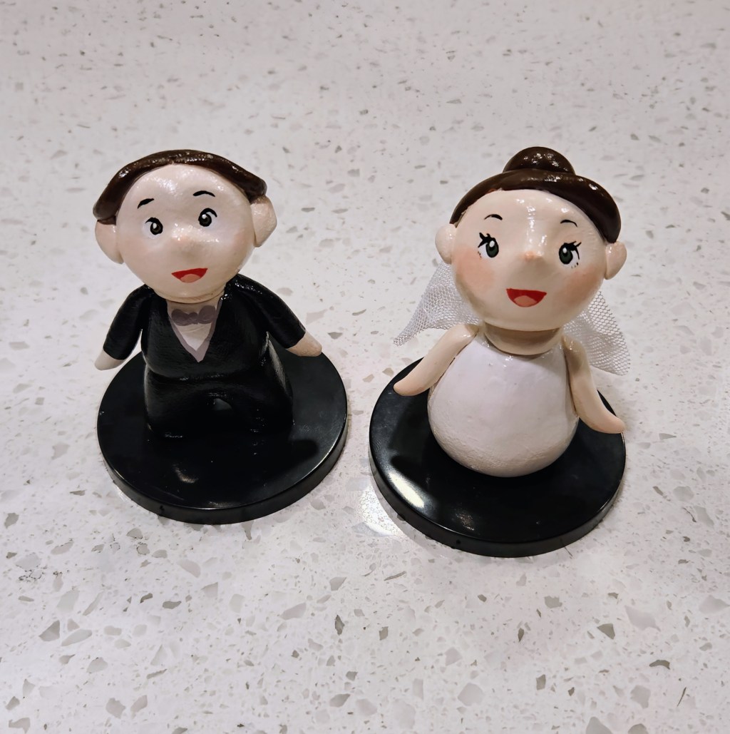 wedding cake topper